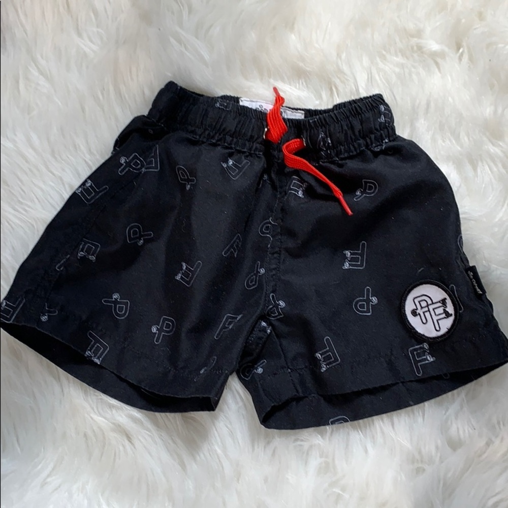 Pop factory shorts